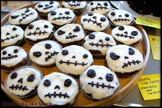 Illustration for article titled Lionhead Goes To War...Cake War